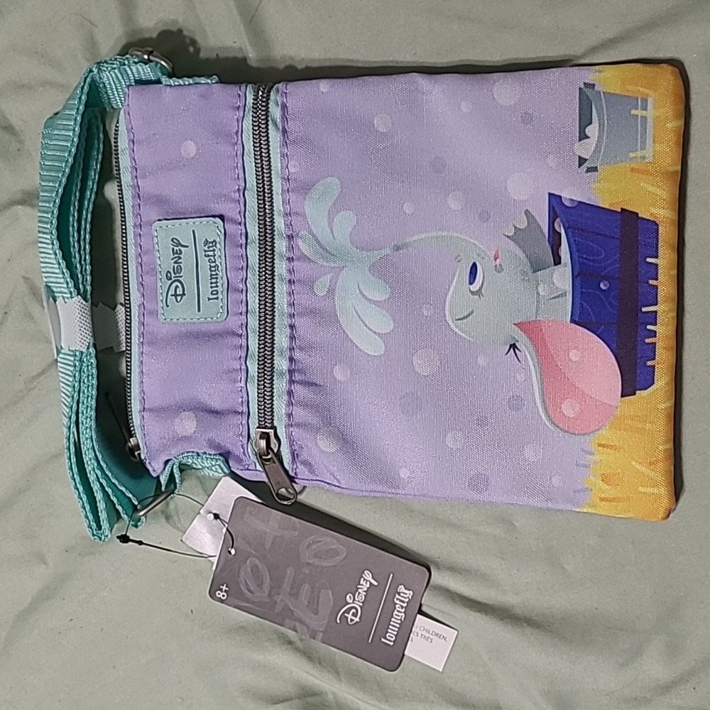 Dumbo Loungefly Passport bag